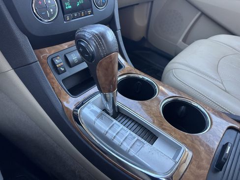 Used 2012 Buick Enclave Leather image 26