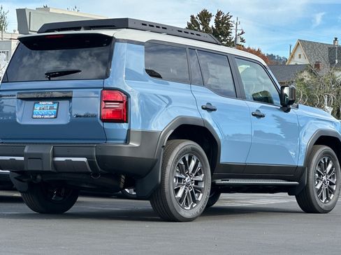 New 2026 Toyota Land Cruiser image 5