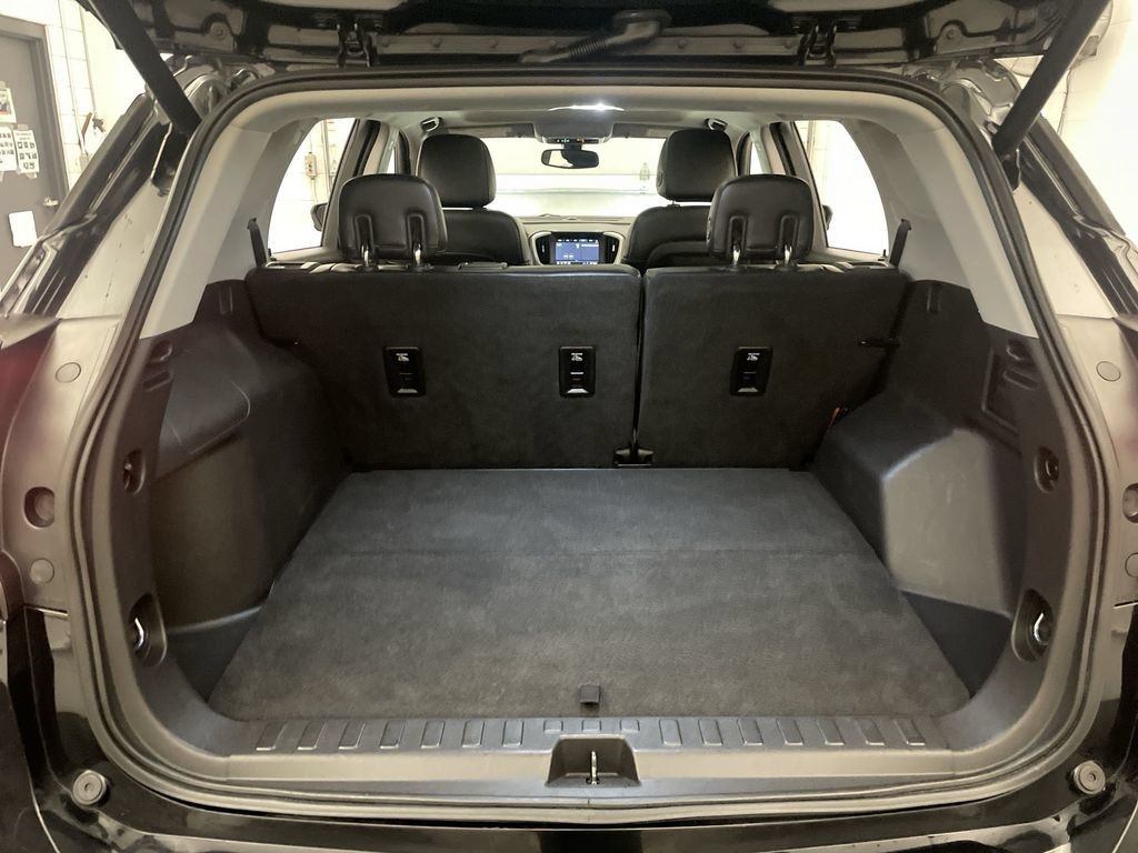 Used 2019 GMC Terrain SLT w/ Preferred Package FWD image 20