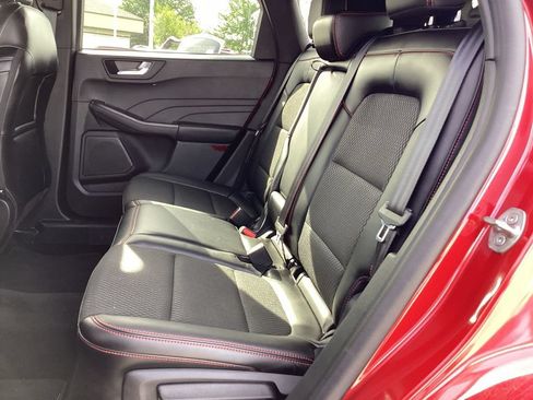 Used 2025 Ford Escape ST-Line AWD/4WD image 15