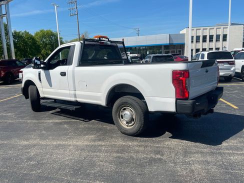 Used 2020 Ford F250 XL w/ Power Equipment Group RWD image 4