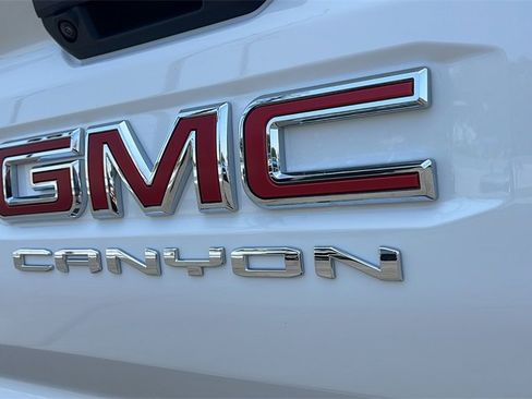 New 2025 GMC Canyon Elevation w/ Convenience Package image 28