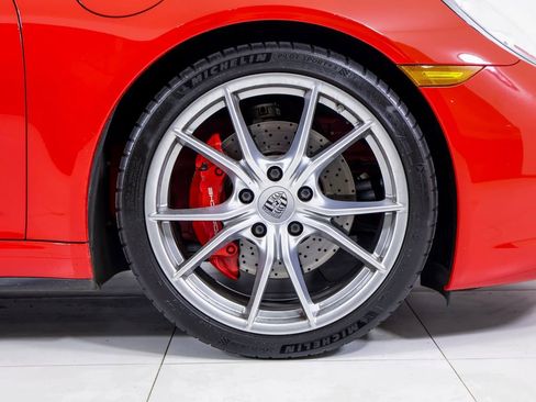 Certified 2018 Porsche 911 Targa 4S AWD/4WD image 25