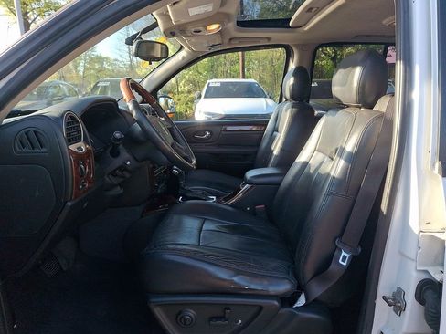 Used 2005 GMC Envoy Denali AWD/4WD image 19