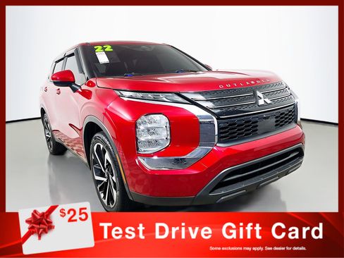 Used 2022 Mitsubishi Outlander ES image 1