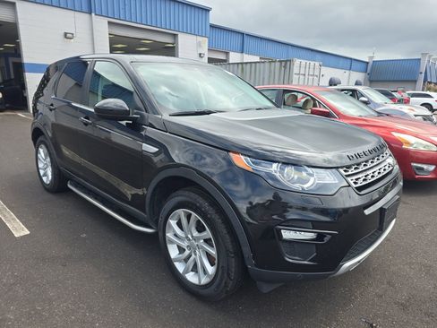 Used 2016 Land Rover Discovery Sport HSE image 4