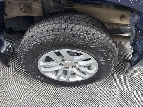 Used 2019 Chevrolet Silverado 1500 LT w/ All-Star Edition image 10