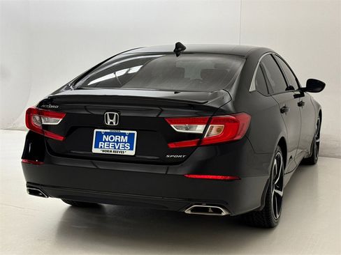 Certified 2022 Honda Accord Sport image 10