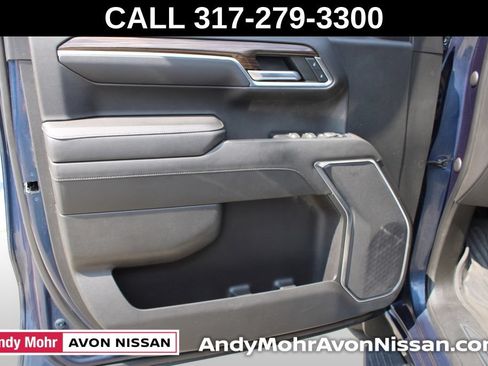 Used 2022 Chevrolet Silverado 1500 RST w/ Z71 Off-Road Package AWD/4WD image 18