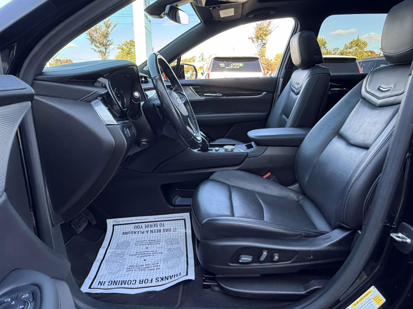 Used 2021 Cadillac XT6 Premium Luxury FWD image 8