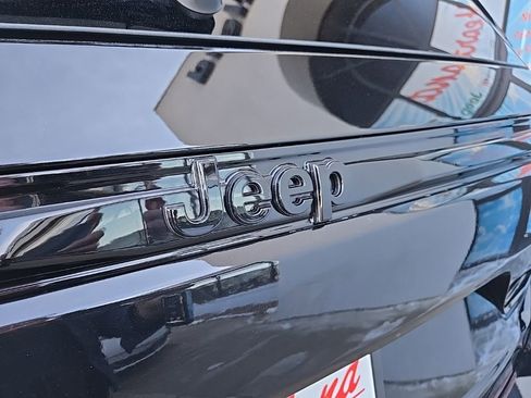 New 2026 Jeep Grand Cherokee Altitude AWD/4WD image 22