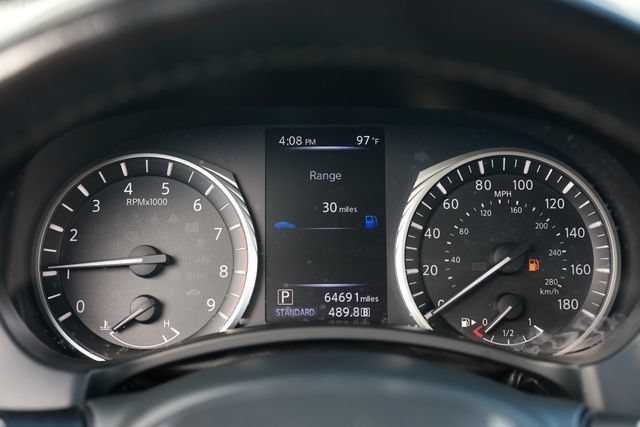 Used 2018 INFINITI Q50 Luxe w/ Cargo Package (L95) RWD image 29