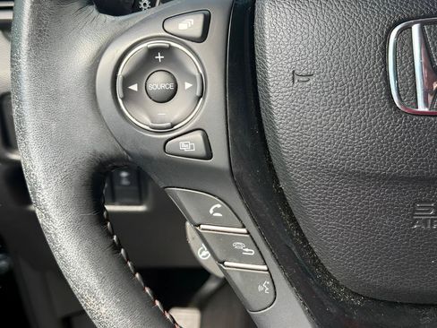 Used 2019 Honda Ridgeline Black Edition image 13