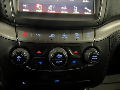 Used 2019 Dodge Journey Crossroad image 28