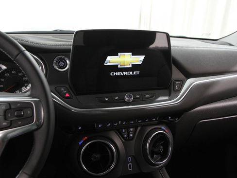 Certified 2024 Chevrolet Blazer LT image 9