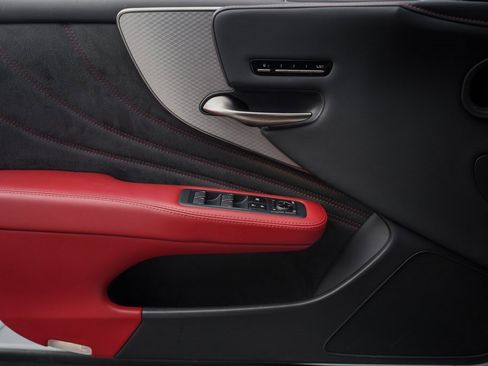 Used 2023 Lexus LS 500 F Sport image 34