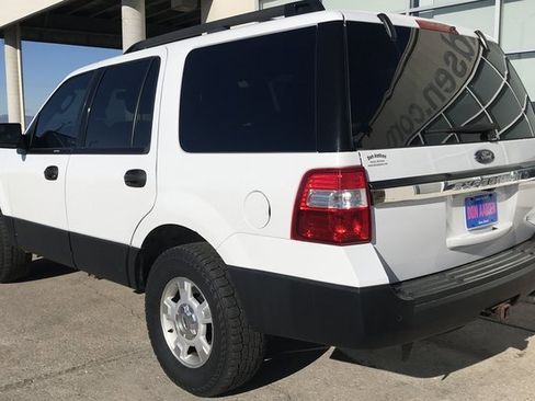 Used 2017 Ford Expedition XL w/ Fleet Convenience Package image 18