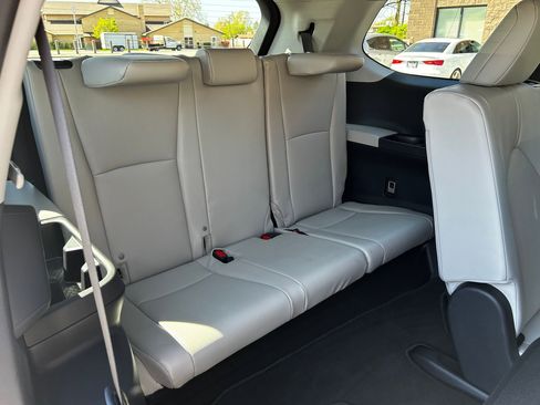 Used 2026 Toyota Grand Highlander XLE image 26