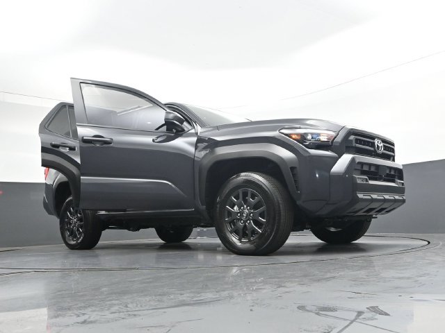 Used 2026 Toyota 4Runner SR5 RWD image 43