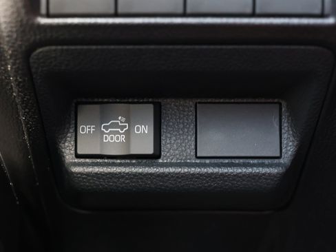 New 2025 Toyota Tacoma TRD Off-Road image 21