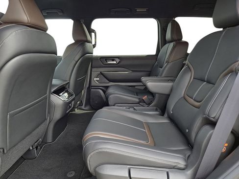 New 2026 Nissan Armada SL w/ Captain's Chari Seat Package RWD image 16