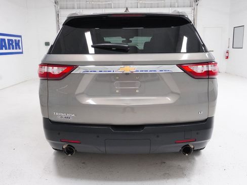 Used 2018 Chevrolet Traverse LT image 6