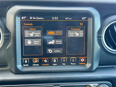 Used 2022 Jeep Wrangler Unlimited Sahara w/ Dual Top Group image 16