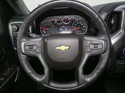 Used 2021 Chevrolet Silverado 1500 LT AWD/4WD image 24
