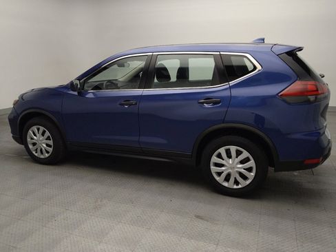 Used 2020 Nissan Rogue S FWD image 3
