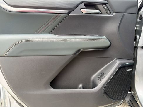 Used 2025 GMC Acadia AT4 w/ LPO, Floor Liner Package image 15