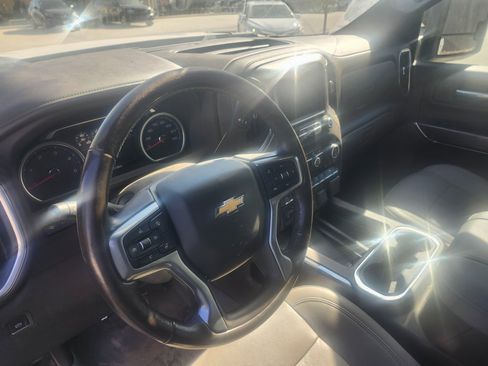 Used 2023 Chevrolet Silverado 3500 LTZ w/ LTZ Convenience Package image 8