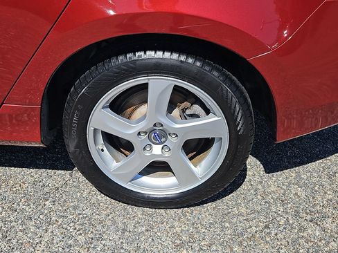 Used 2013 Volvo S60 T5 Premier AWD/4WD image 8