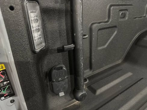Used 2024 GMC Sierra 2500 AT4 w/ AT4 Premium Plus Package AWD/4WD image 41