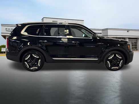 Used 2025 Kia Telluride S AWD/4WD image 6