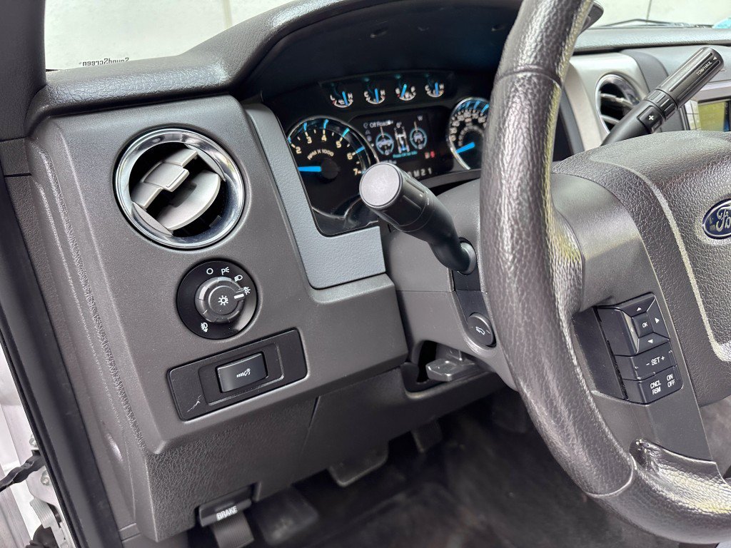 Used 2014 Ford F150 XLT w/ Equipment Group 302A Luxury AWD/4WD image 21