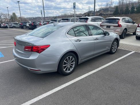 Used 2018 Acura TLX 2.4L image 12