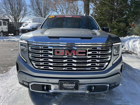 Used 2024 GMC Sierra 1500 Denali w/ Denali Reserve Package image 3