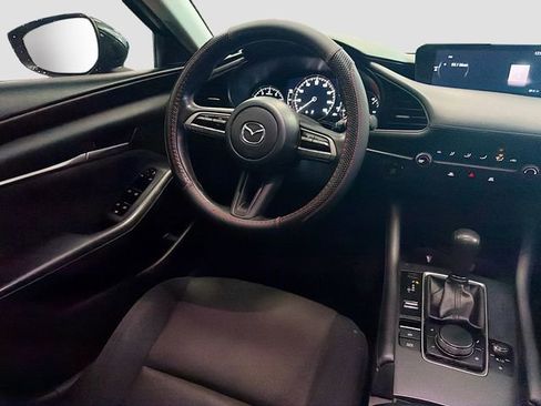 Used 2020 MAZDA MAZDA3 Sedan image 20