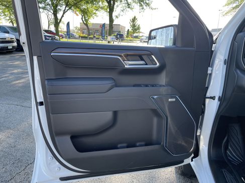 New 2026 Chevrolet Silverado 1500 LT Trail Boss w/ Convenience Package II AWD/4WD image 11