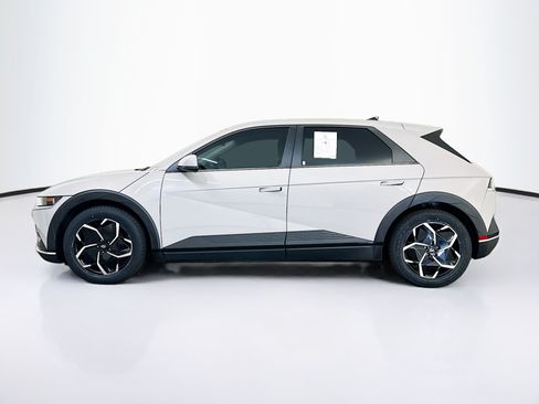 Used 2024 Hyundai Ioniq 5 SEL AWD/4WD image 4