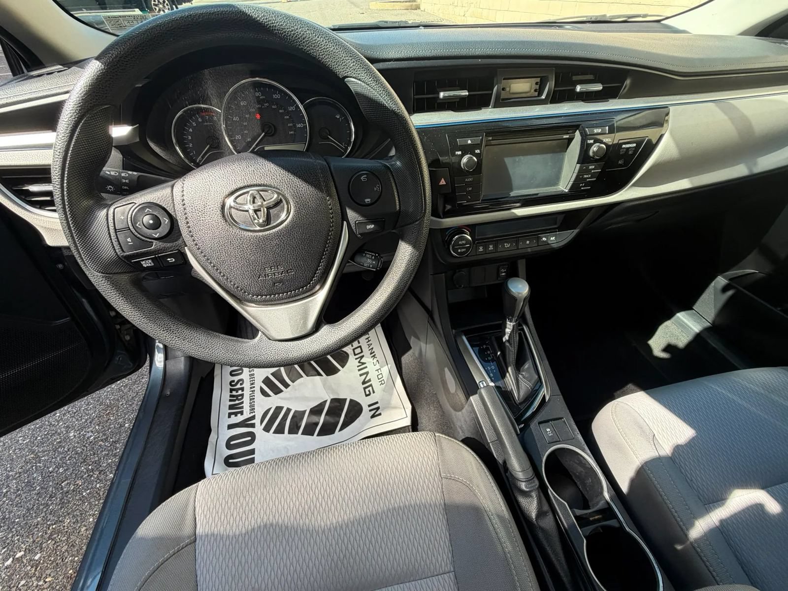 Used 2014 Toyota Corolla LE FWD image 13