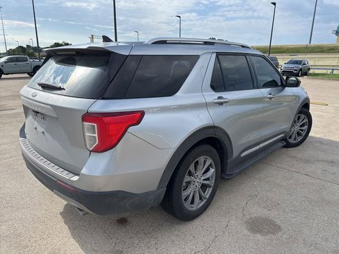 Used 2022 Ford Explorer Limited RWD image 11