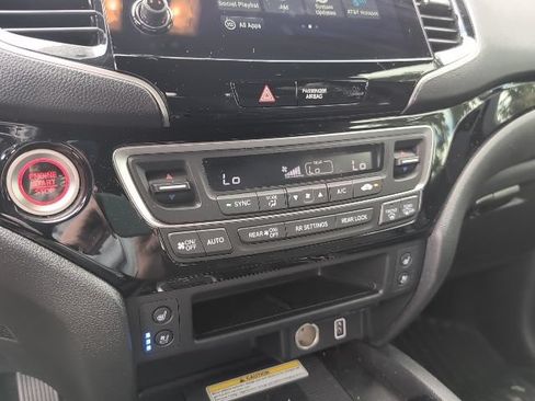 Used 2023 Honda Passport Elite image 19