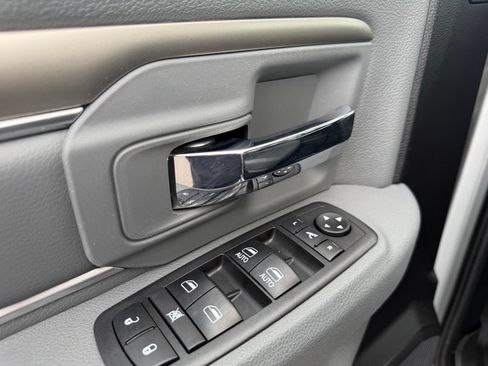 Used 2018 RAM 1500 Big Horn AWD/4WD image 33
