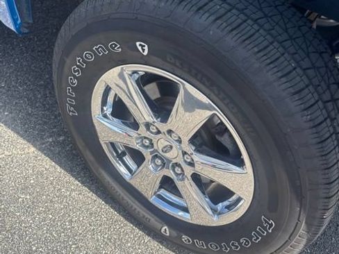 Used 2019 Ford F150 XLT w/ Equipment Group 302A Luxury AWD/4WD image 9
