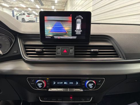 Used 2020 Audi SQ5 Premium w/ Convenience Package AWD/4WD image 18