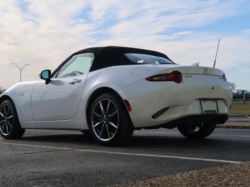 Used 2023 MAZDA MX-5 Miata Grand Touring image 15