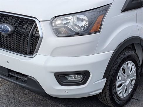 Used 2023 Ford Transit 350 XLT image 9