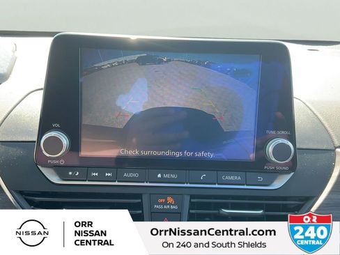 Used 2025 Nissan Altima 2.5 SV image 25