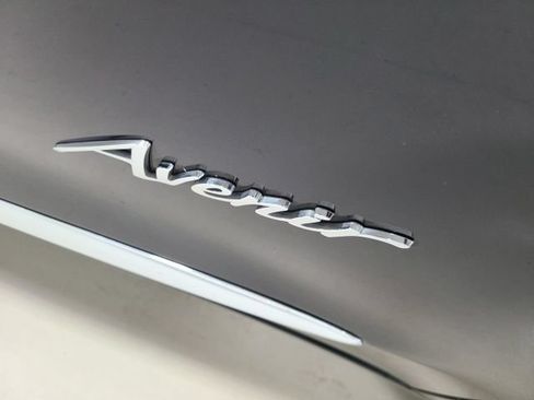 Used 2020 Buick Enclave Avenir w/ Avenir Technology Package AWD/4WD image 14